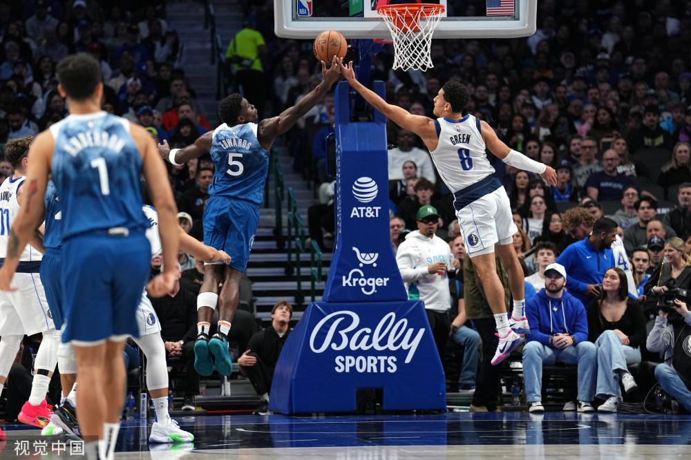 础转会费为 础转会费为