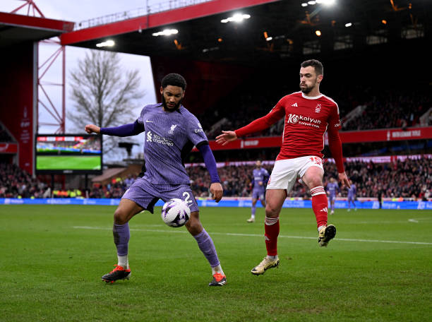 成了初步共 成了初步共