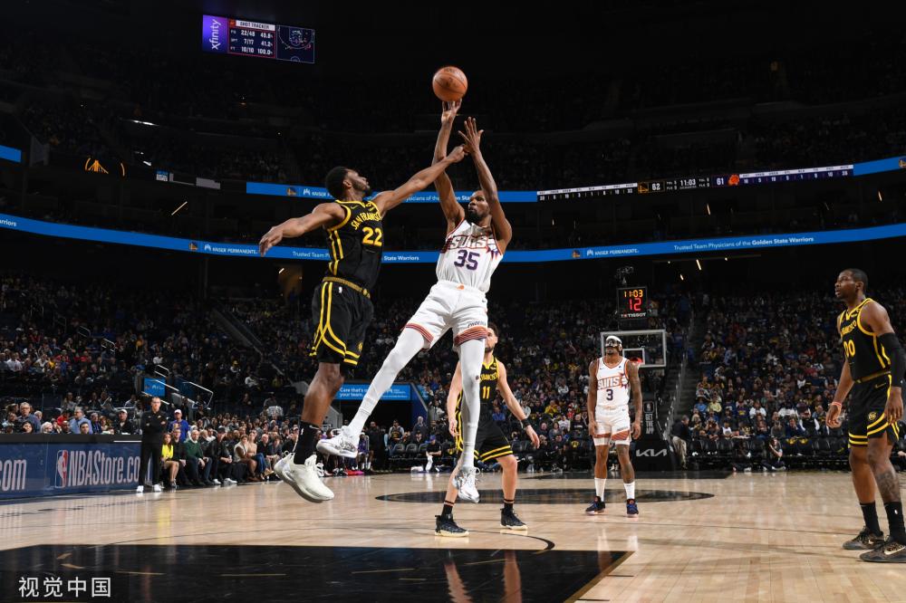 他的职业生 他的职业生