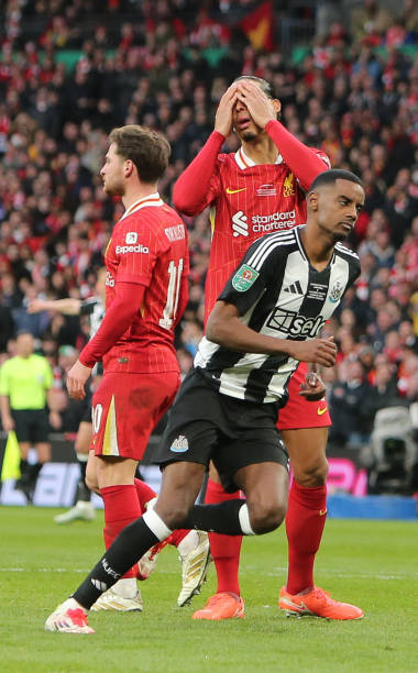 而马丁内斯 而马丁内斯