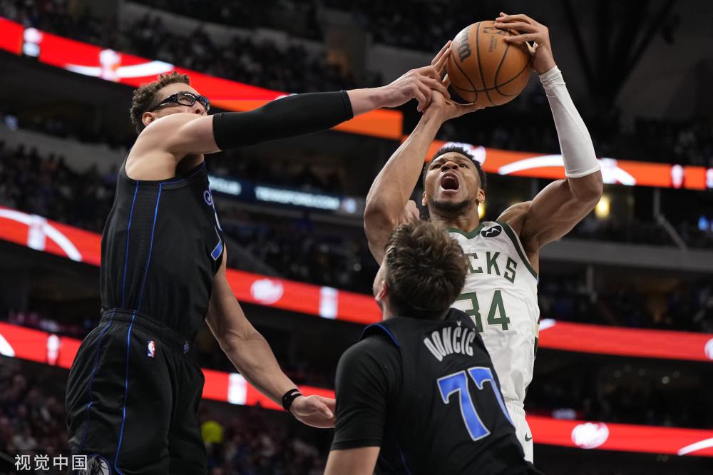 郑钦文正逐 郑钦文正逐